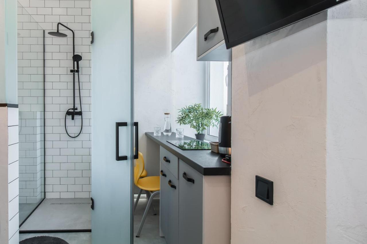 Stories Hub Aparthotel 3*