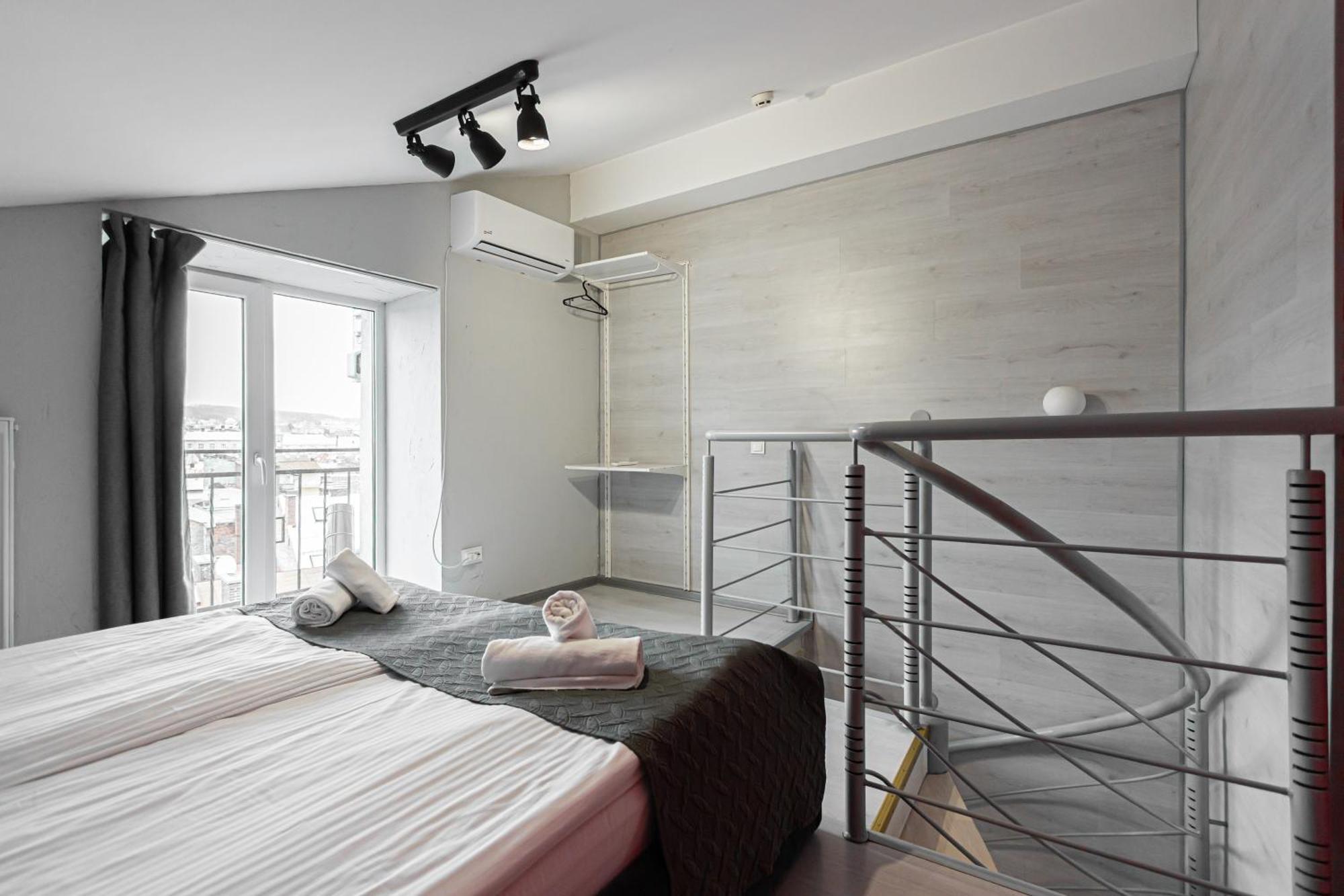Stories Hub 3* Lviv