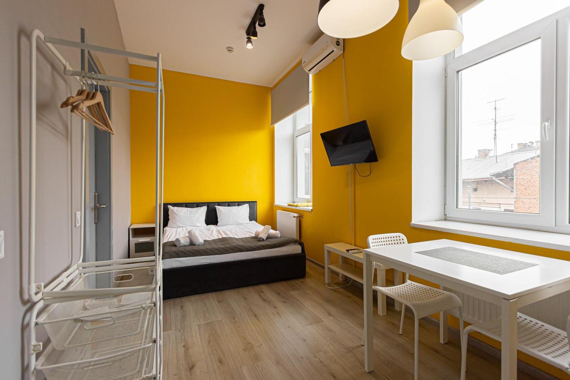 Aparthotel Stories Hub 3*